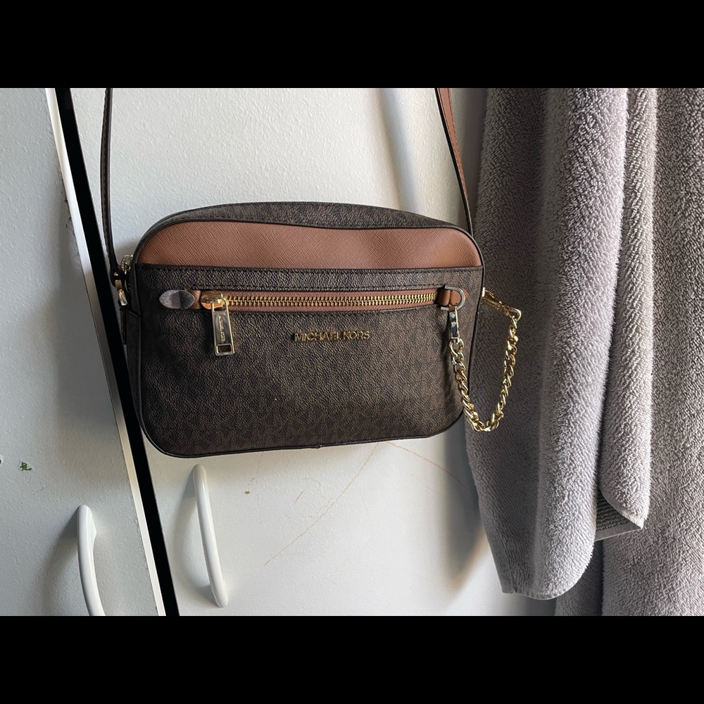 Michael Kors crossbody